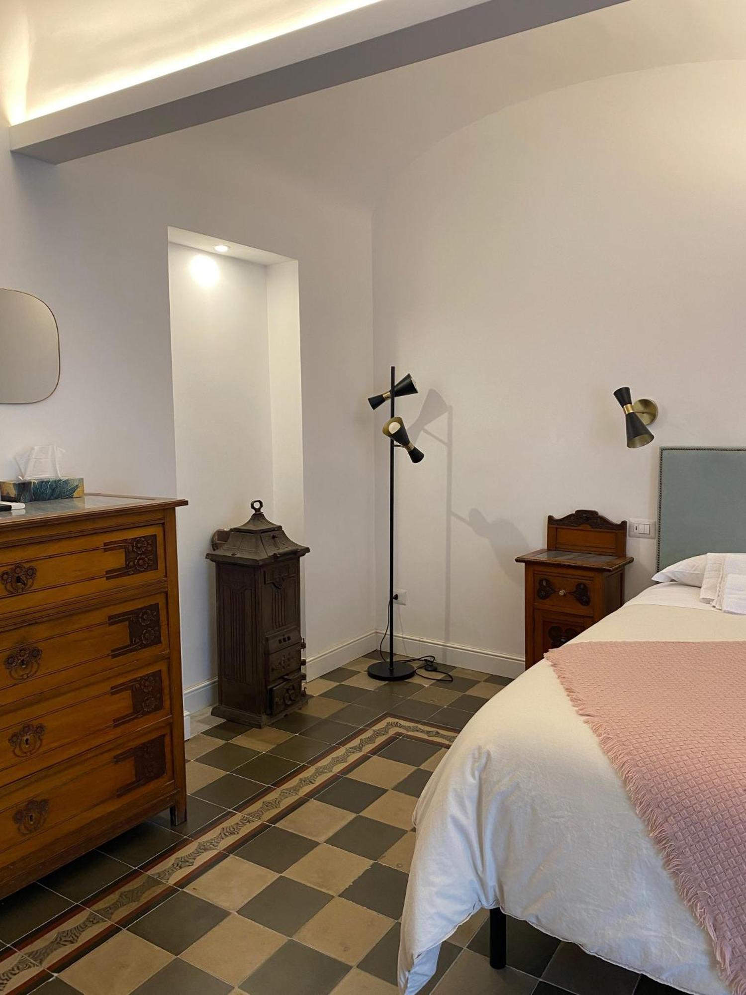 Bed and Breakfast Dimora Dei Minoriti Katania Zewnętrze zdjęcie